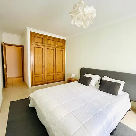 Spacious Central Apartament Lejlighed Lagos