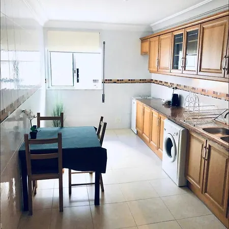 Spacious Central Apartament